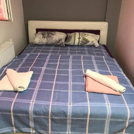 Vip Prenociste 026 아파트호텔 4*