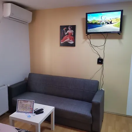 Vip Prenociste 026 * سميديريفو