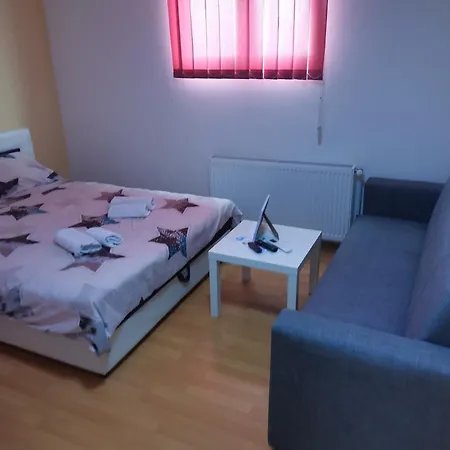Vip Prenociste 026 Aparthotel