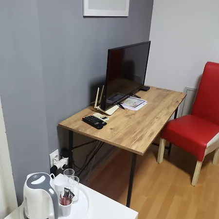 Vip Prenociste 026 سميديريفو